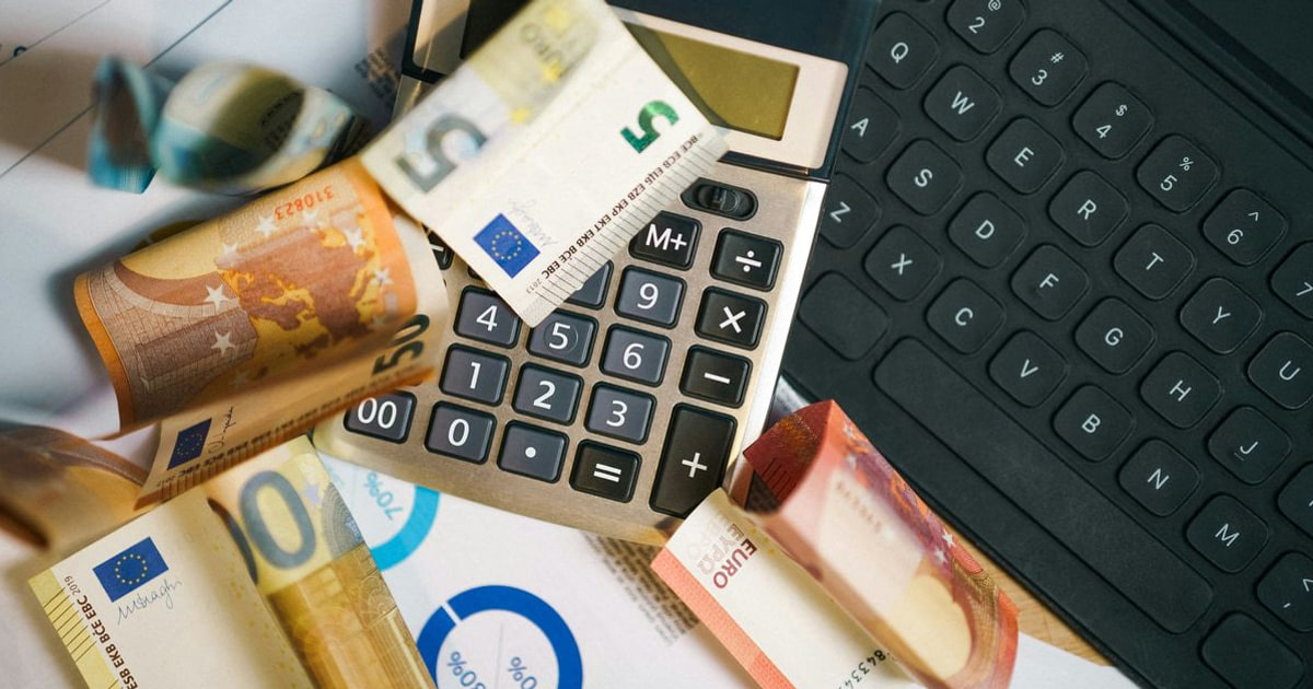 Warum ein Missverständnis beim Begriff 'Freelancer' in Deutschland euch tausende Euro kosten kann